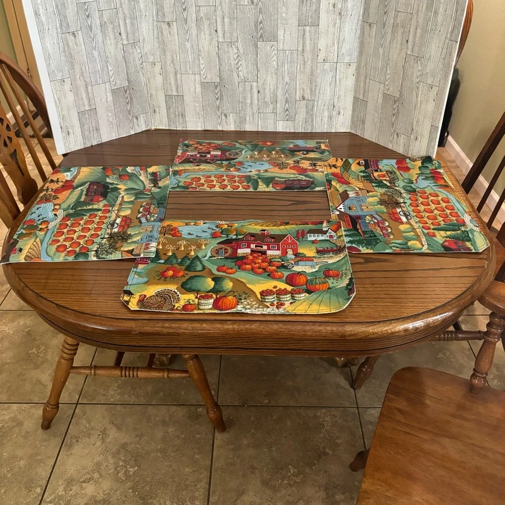 Placemats (4) Fabric, Thanksgiving,Country Farm, Farmhouse, Fall Foliage, Autumn